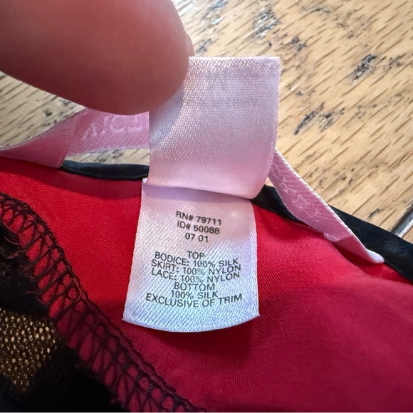 Y2K Victoria's Secret SILK RED Sheer Black Nylon Mesh Babydoll Teddy Slip/Top M - Picture 5 of 10